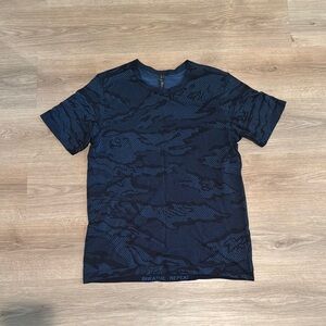 Lululemon Athletica Blue Short Sleeve Tee